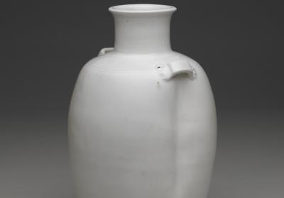 图片[2]-Porcelain vase with loops in white glaze, Xing ware, Tang dynasty (618-907)-China Archive